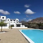 Relajate En Planta Alta - Playa B דירה *