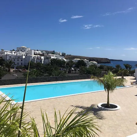 Iva House - Upper Floor